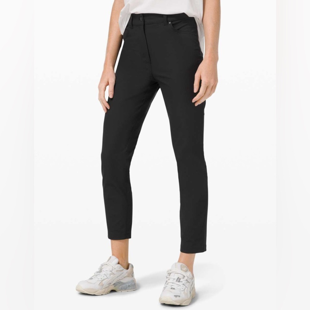 Lululemon City Sleek 5 Pocket 7/8 Pant in Black Size 4
